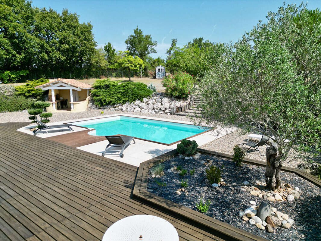 Superbe maison traditionnelle avec piscine - photo 2