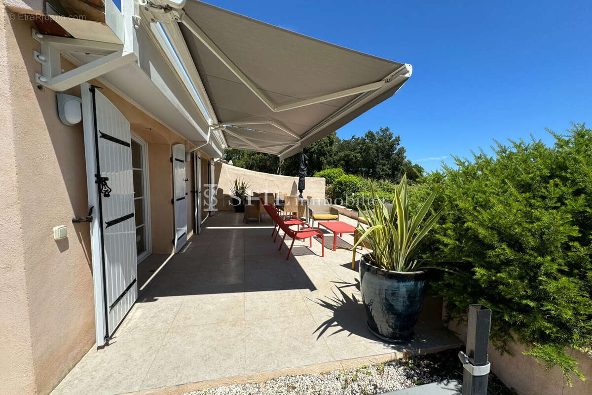 Maison à GRIMAUD
