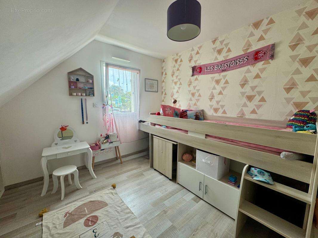 Maison à SAINT-RENAN