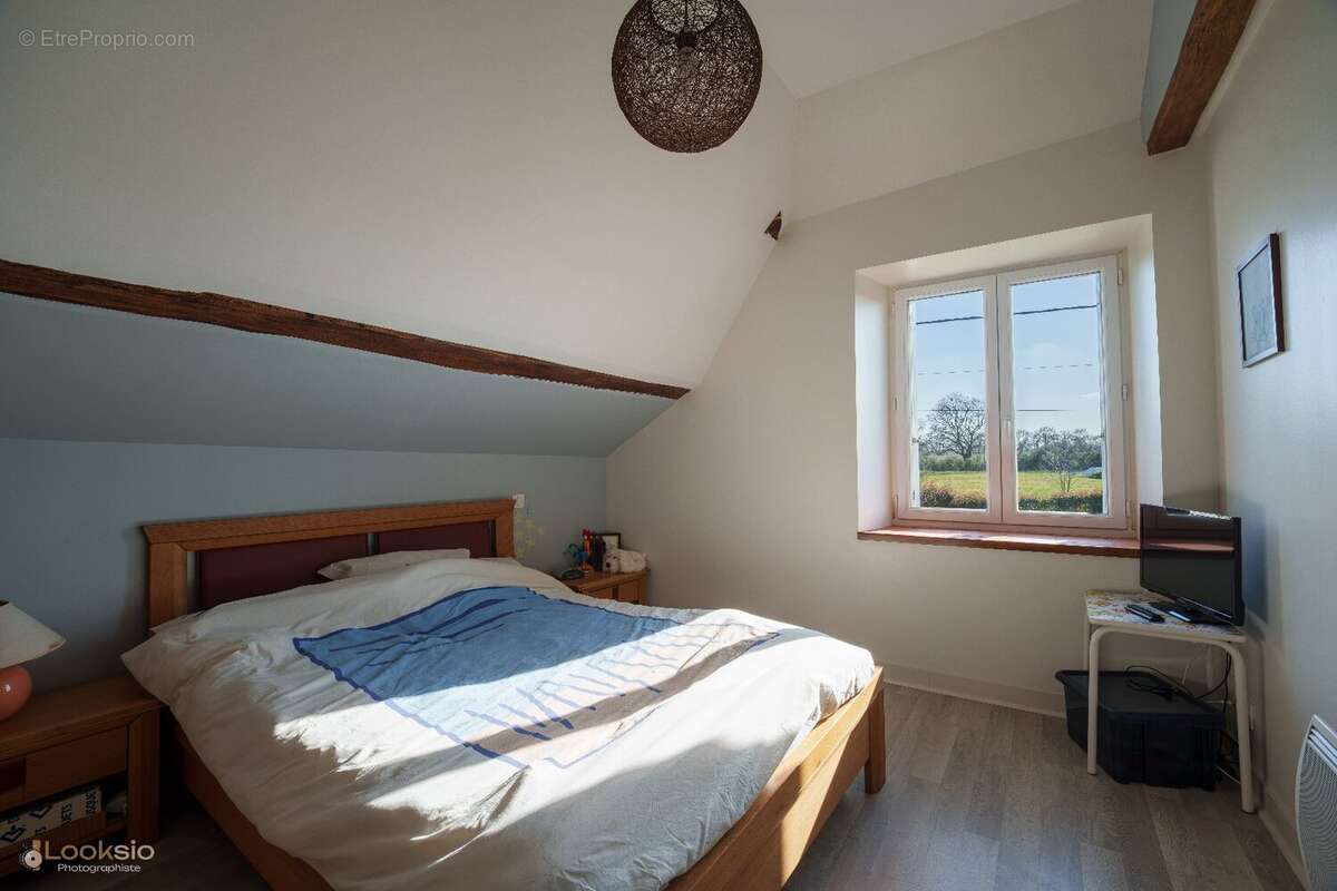 Maison à SAINT-AUBIN-DE-LUIGNE