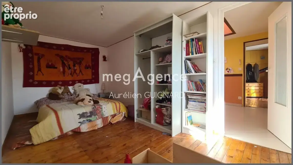 3 chambres, 1 dépendance offant un bel espace en pelouse avec une mare - photo 11