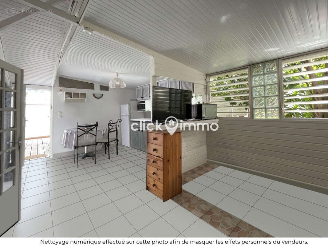 Maison à BAIE-MAHAULT