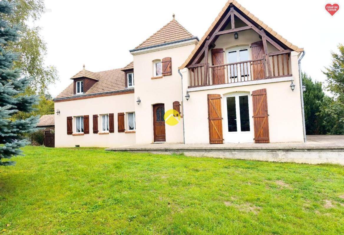 Maison à EGUZON-CHANTOME