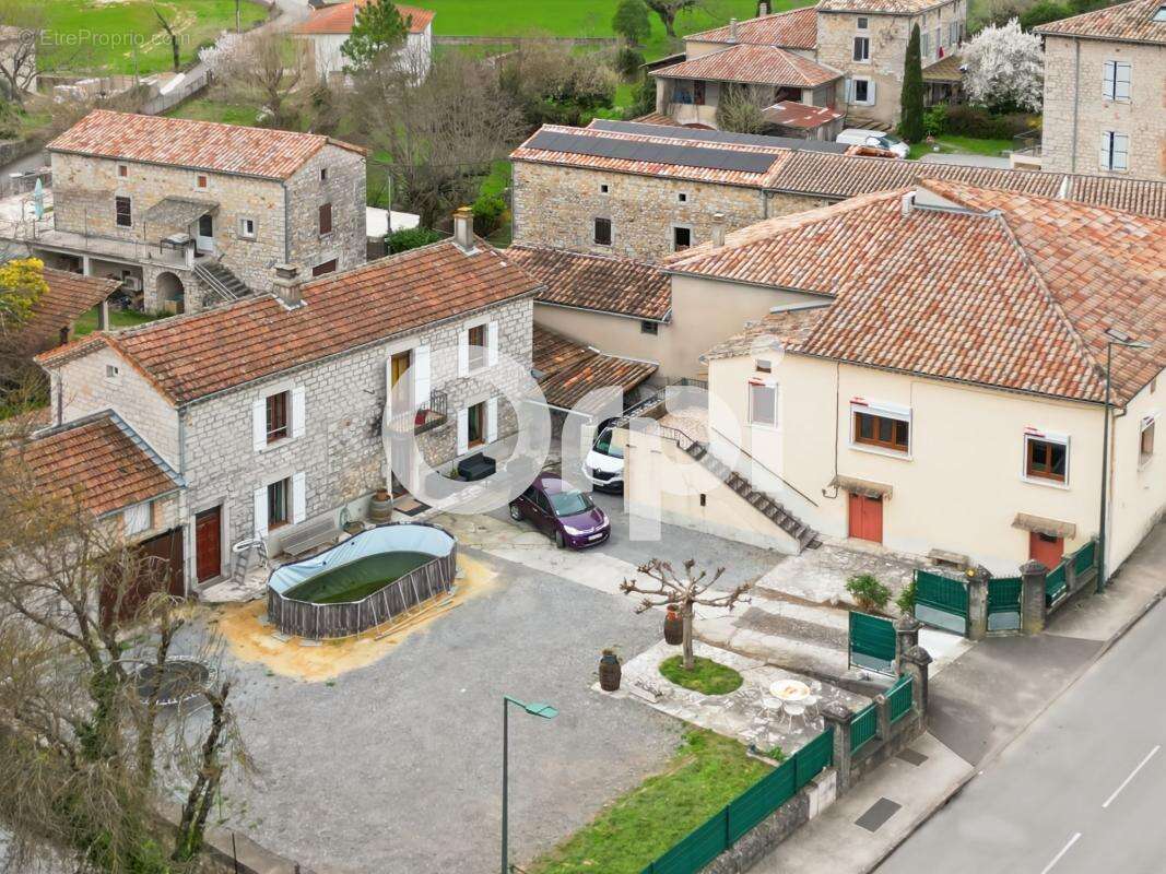 Maison à RUOMS