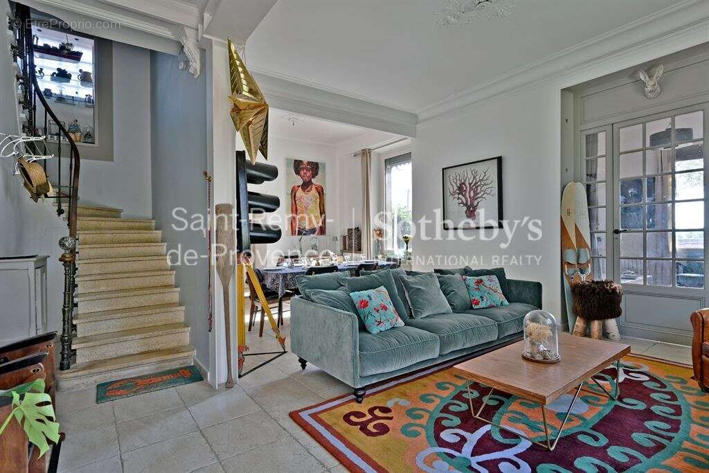 Maison à VILLENEUVE-LES-AVIGNON