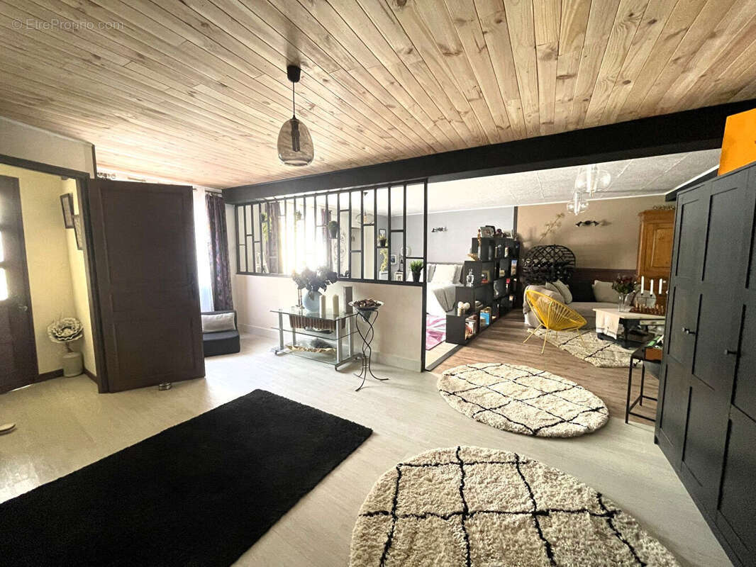 Immeuble 547 m2 - photo 6