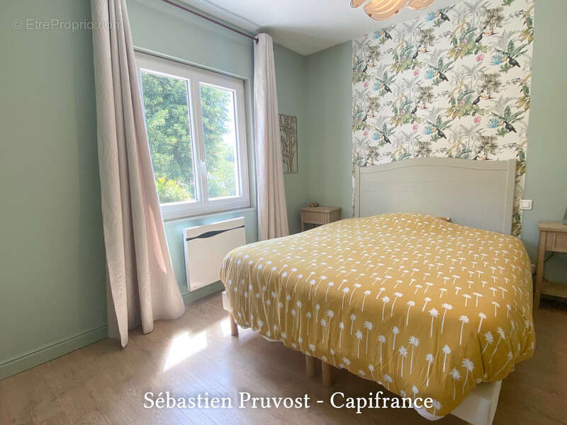 Maison à SAINT-PARDOUX-LA-RIVIERE