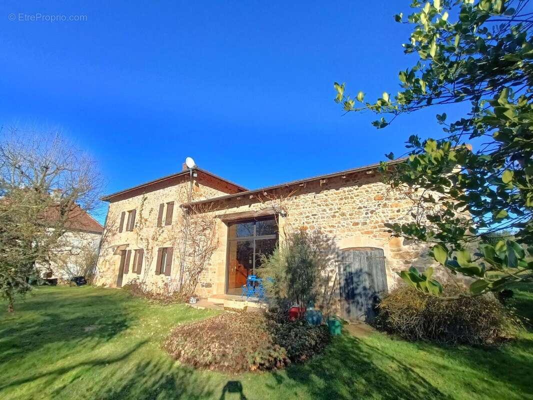 Photo 2 - Maison à CHAUFFAILLES