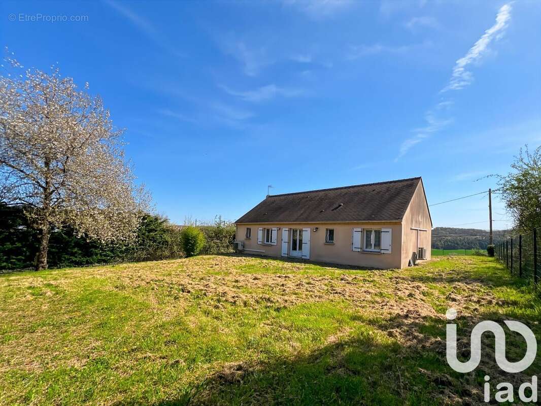 Photo 2 - Maison à PARON