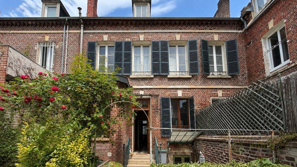 Maison à BEAUVAIS