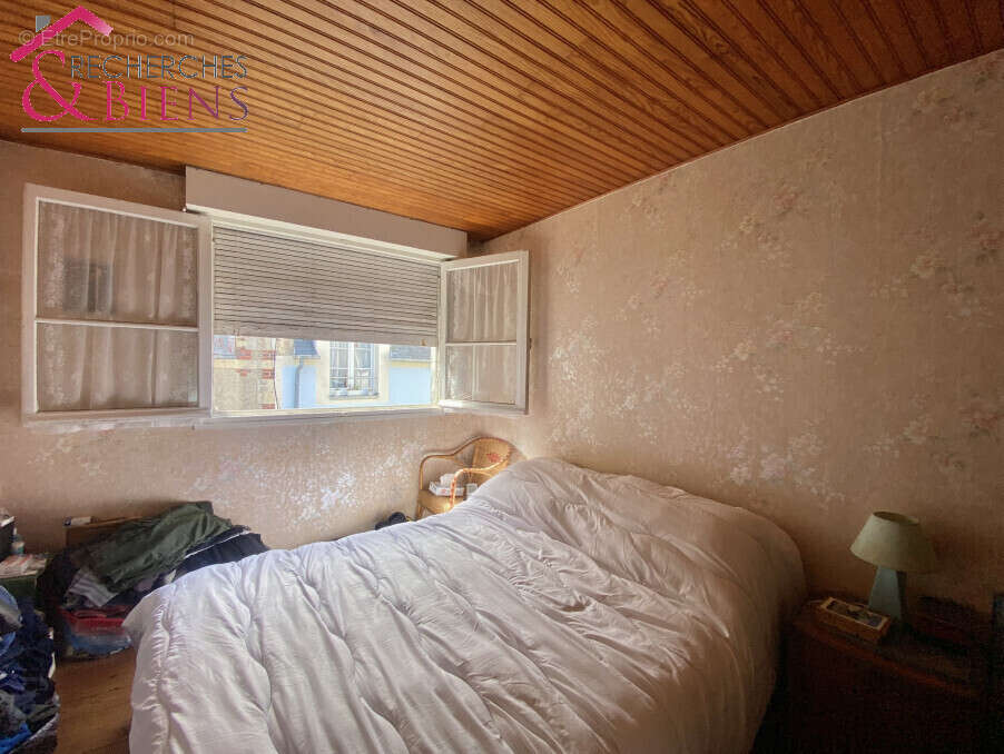 Maison à SAINT-VAAST-LA-HOUGUE