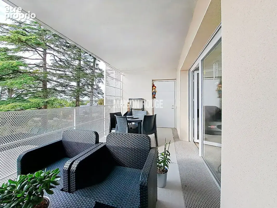 Proximité centre-ville AURAY - Appartement T3 - 71,60 m² - 1 cave - 2 stationnements - photo 3