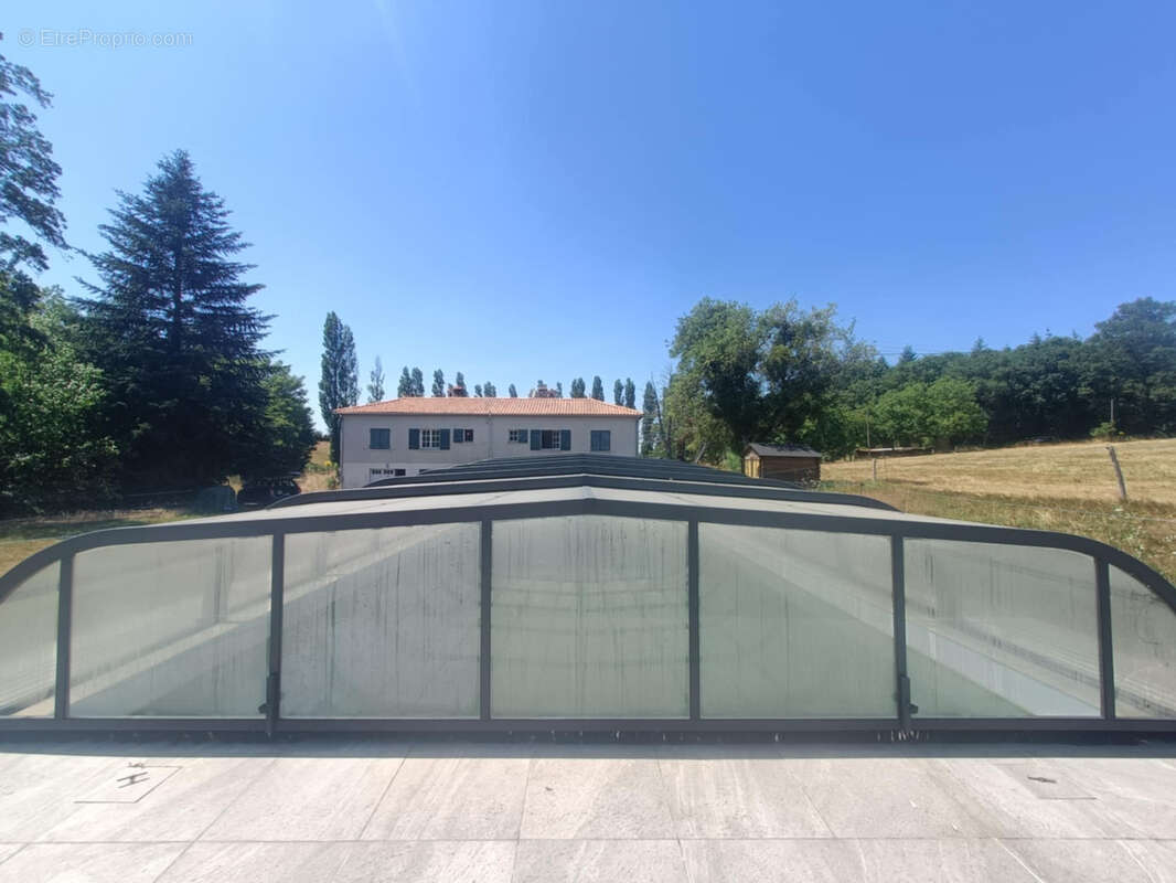 Maison à SAINT-MESMIN