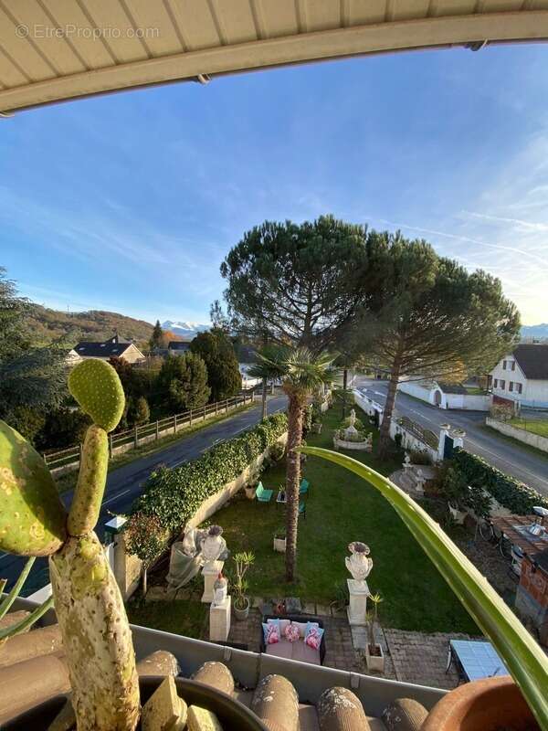 Maison à LAMARQUE-PONTACQ