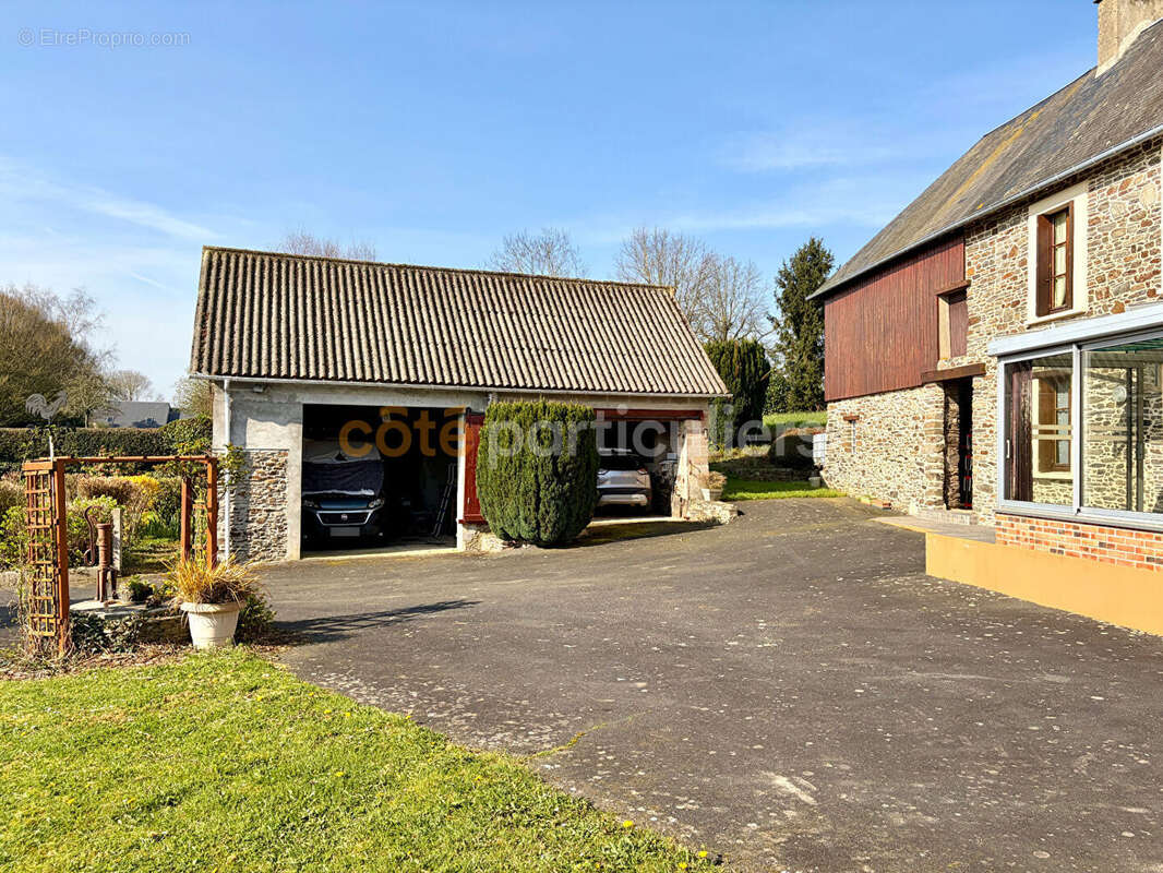 Maison en pierre avec dépendances et fort potentiel à 5 min de Saint-Lô - photo 3