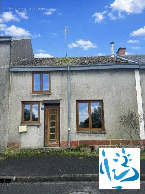 Maison à POURU-SAINT-REMY