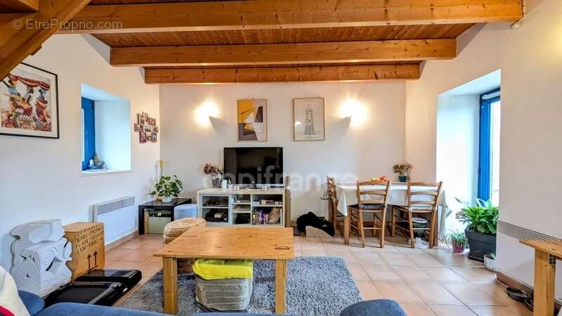 Maison à LOGONNA-DAOULAS