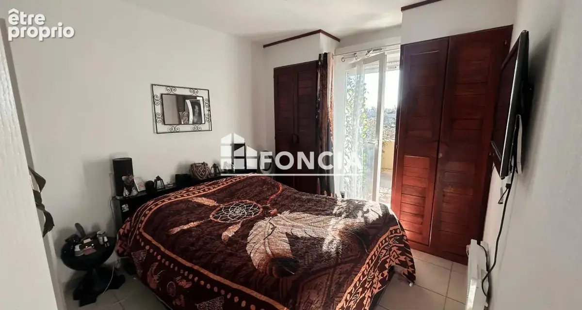 Villeneuve lès Avignon, appartement de type 2 avec Garage dans résidence sécurisée - photo 5