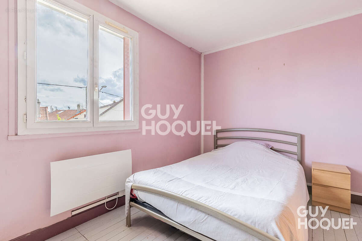 Maison à SAVIGNY-SUR-ORGE