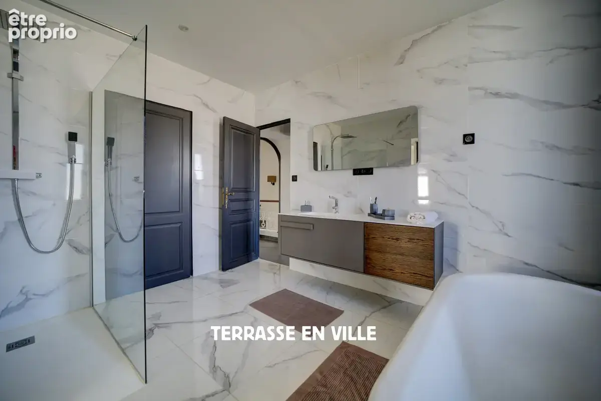 La ciotat - figuerolles - maison d'architecte t9 - 400m2 - jardin - 1000m2 - piscine - garages - 1870000€ - photo 18