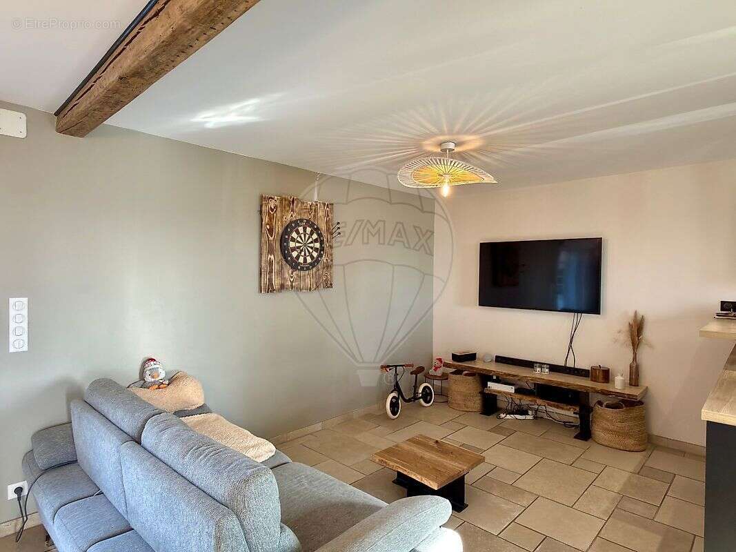 Maison à LUCENAY-LES-AIX