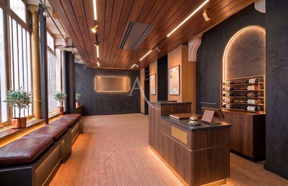 Appartement à PARIS-7E