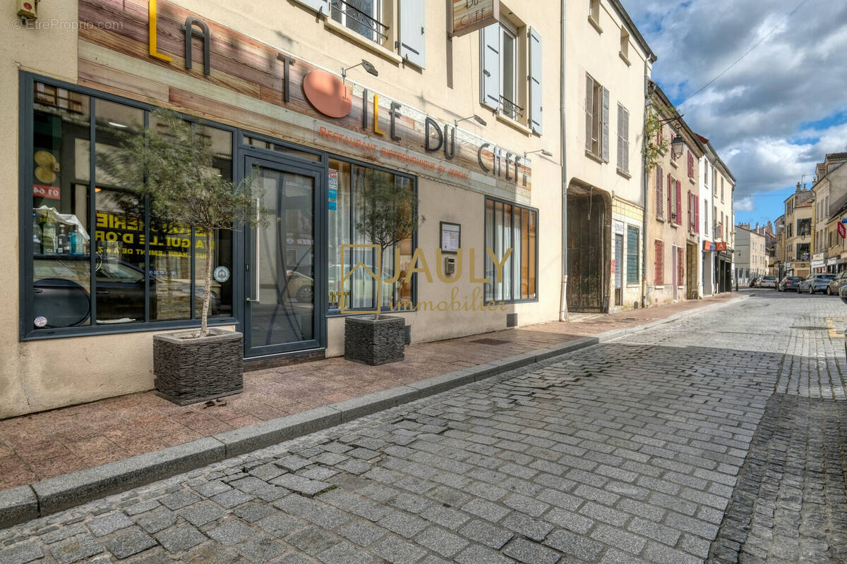 Autre à MEAUX