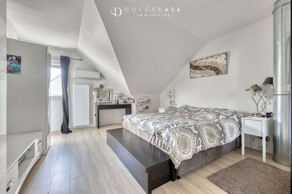 Maison à NEUILLY-PLAISANCE