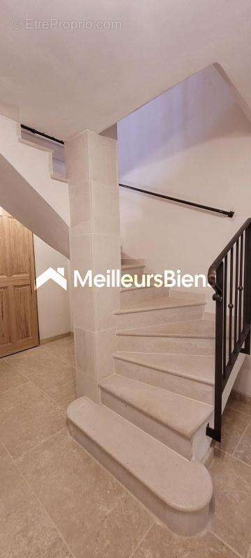 Propriété en pierre 427 m² à Saint-Just-d'Ardèche avec 2 gîtes 5* - photo 29