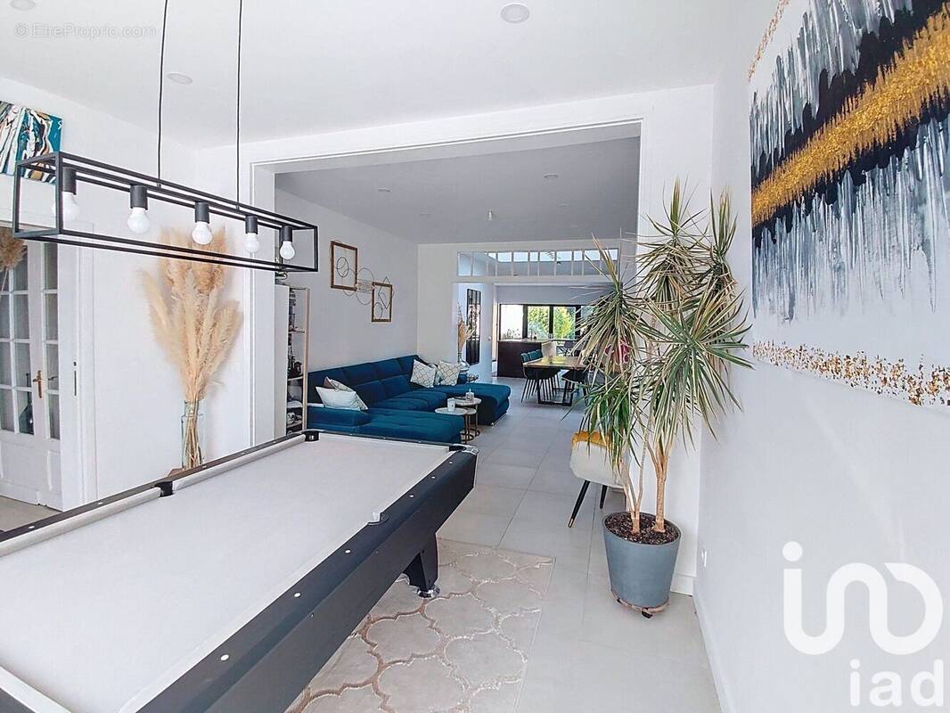 Photo 1 - Maison à LEZENNES