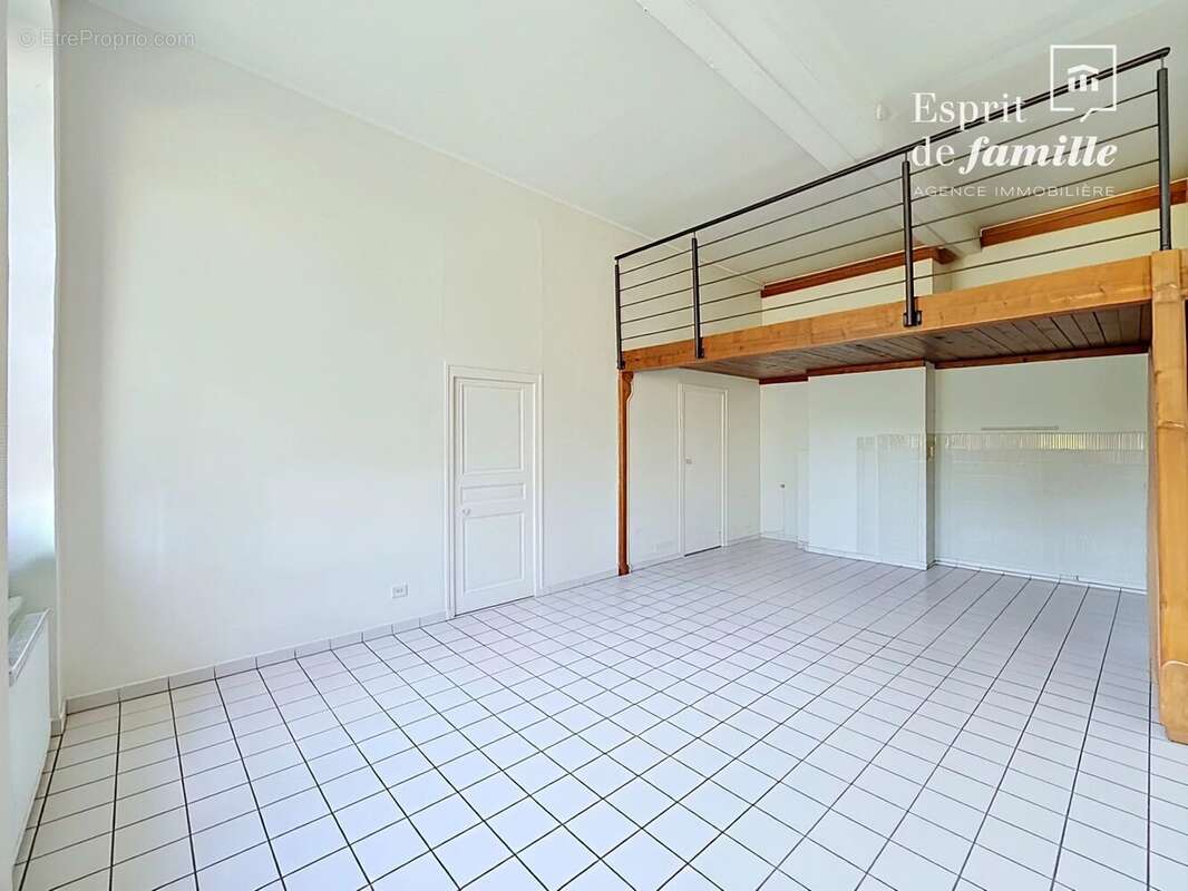 Appartement à LYON-4E