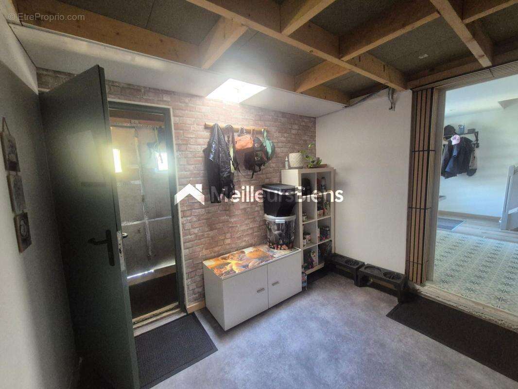 Maison mitoyenne de 80m², 4 pièces, 2 chambres sur un terrain de 354m² - photo 5