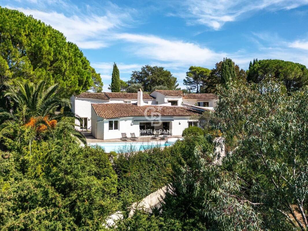Maison à MOUGINS