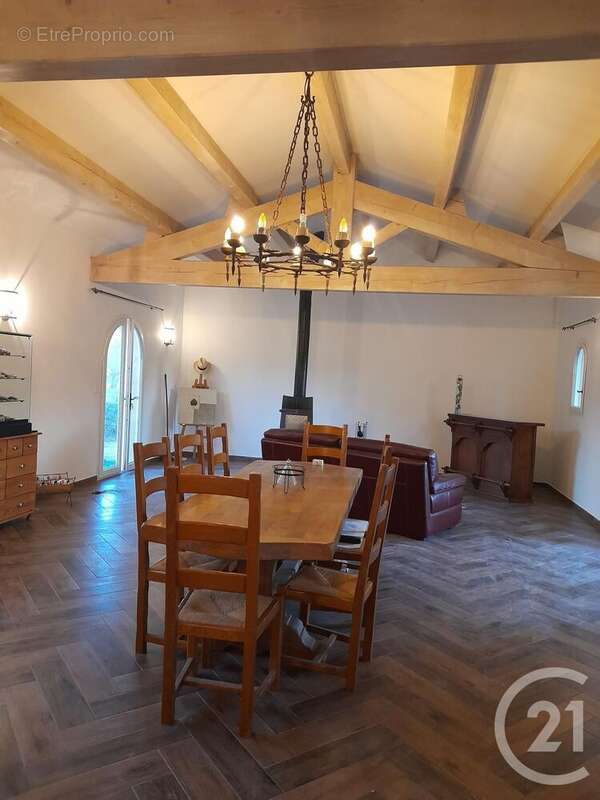 Maison à SAINT-CYPRIEN