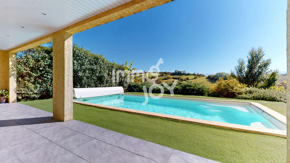 Maison à CARLA-BAYLE