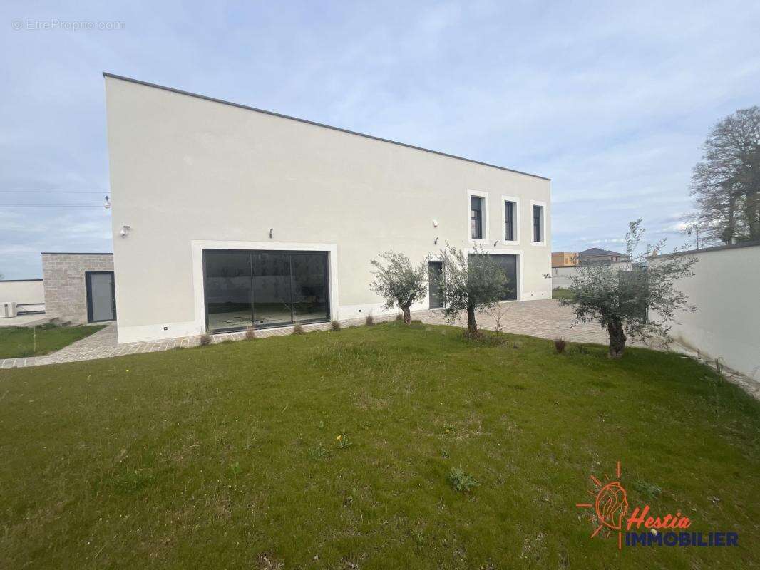 Maison à JOUY-LES-REIMS