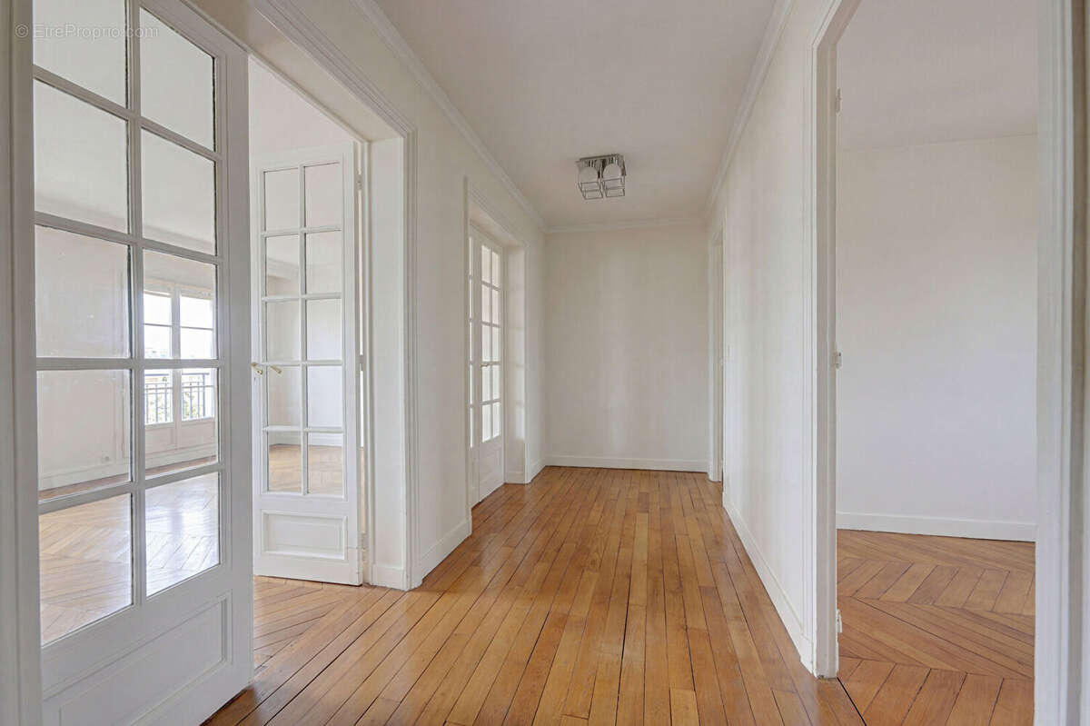 Appartement à PARIS-11E