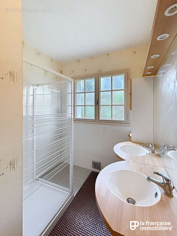 Maison à THORIGNE-FOUILLARD