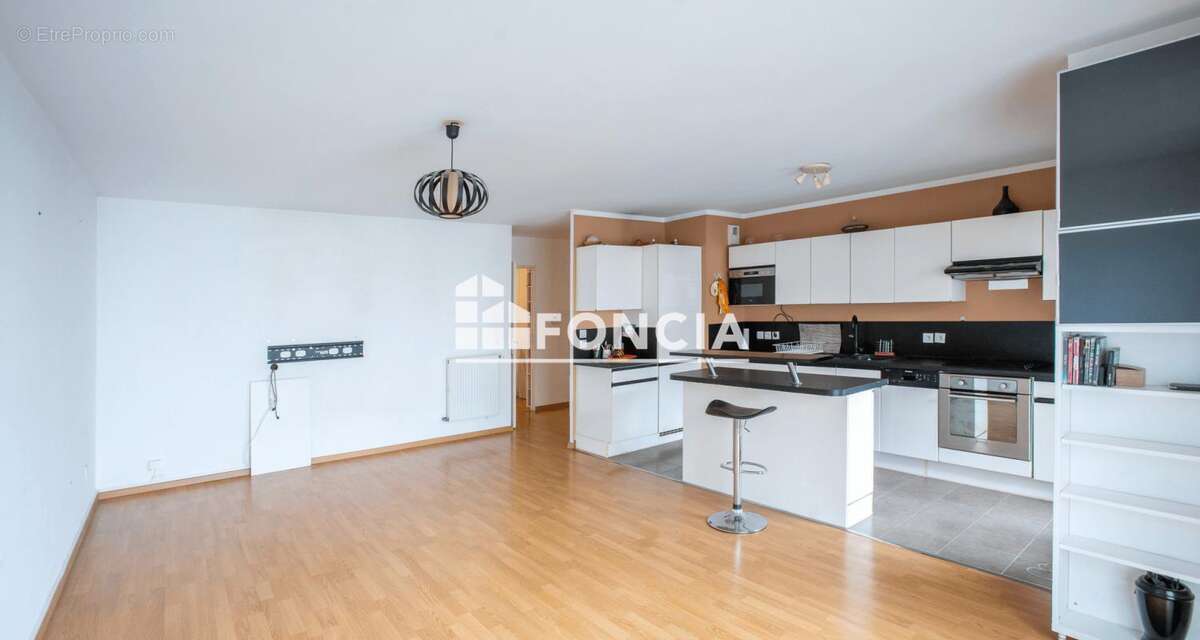 Appartement à SAINT-DENIS