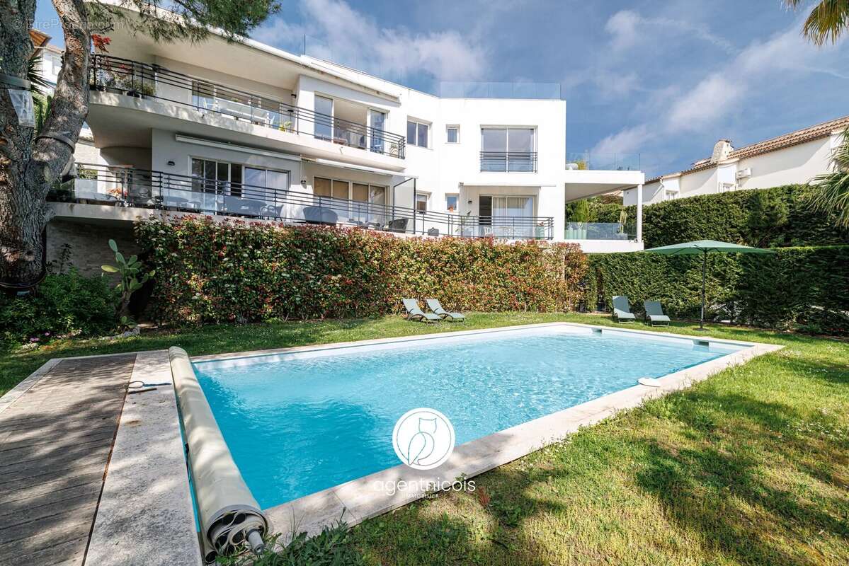Appartement à VILLEFRANCHE-SUR-MER