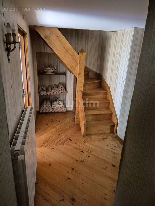 Appartement à LORMES