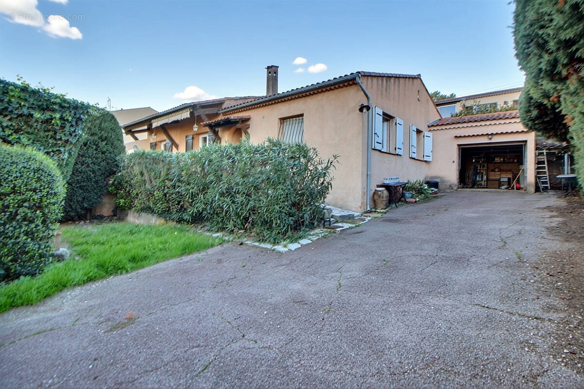 Maison à TRANS-EN-PROVENCE