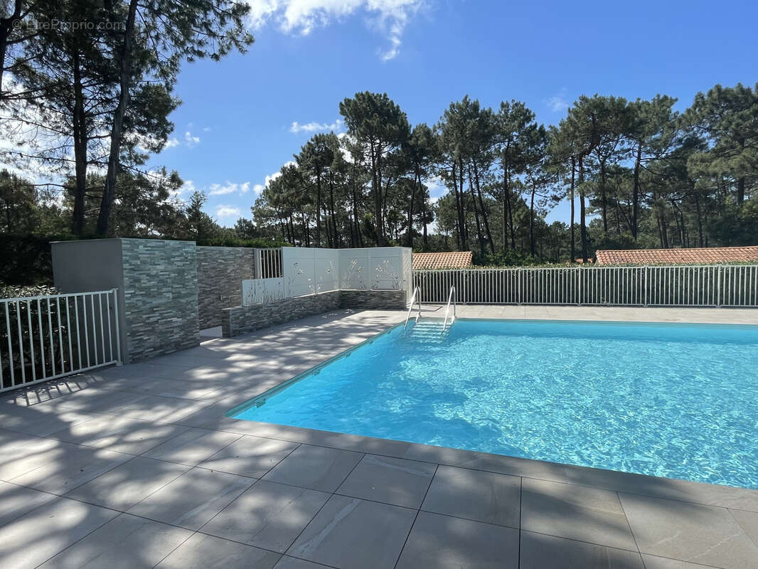 Maison à LACANAU