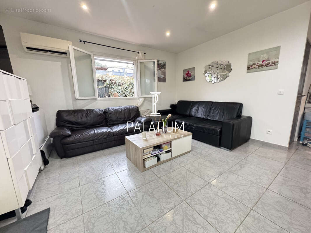 Maison à VILLENEUVE