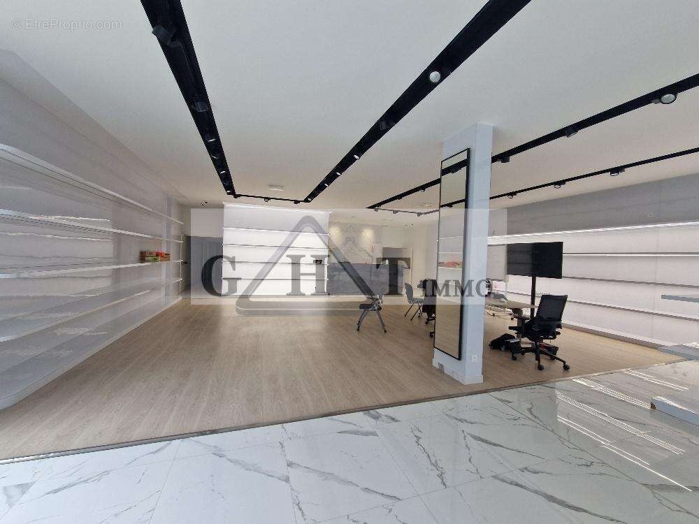 A vendre 593 m²  entrepot bureaux a tremblay en france - photo 8