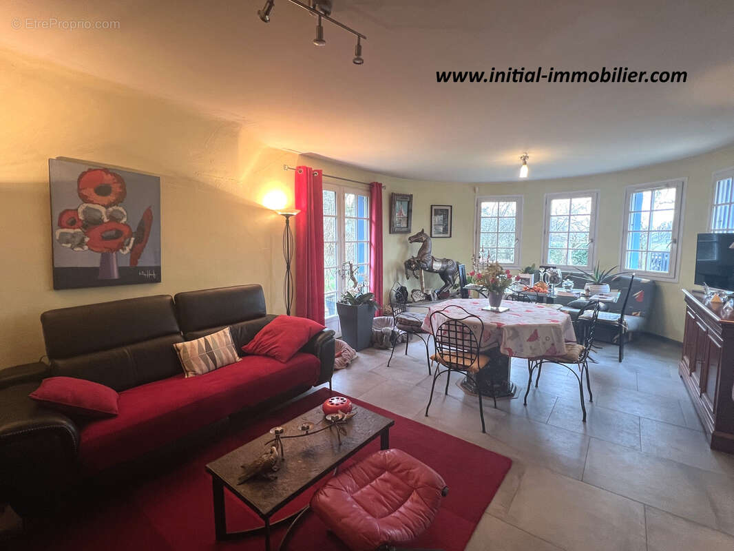 Maison à LA MEMBROLLE-SUR-CHOISILLE