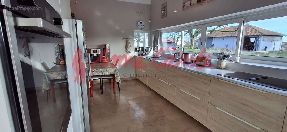 Maison à MONTMORILLON