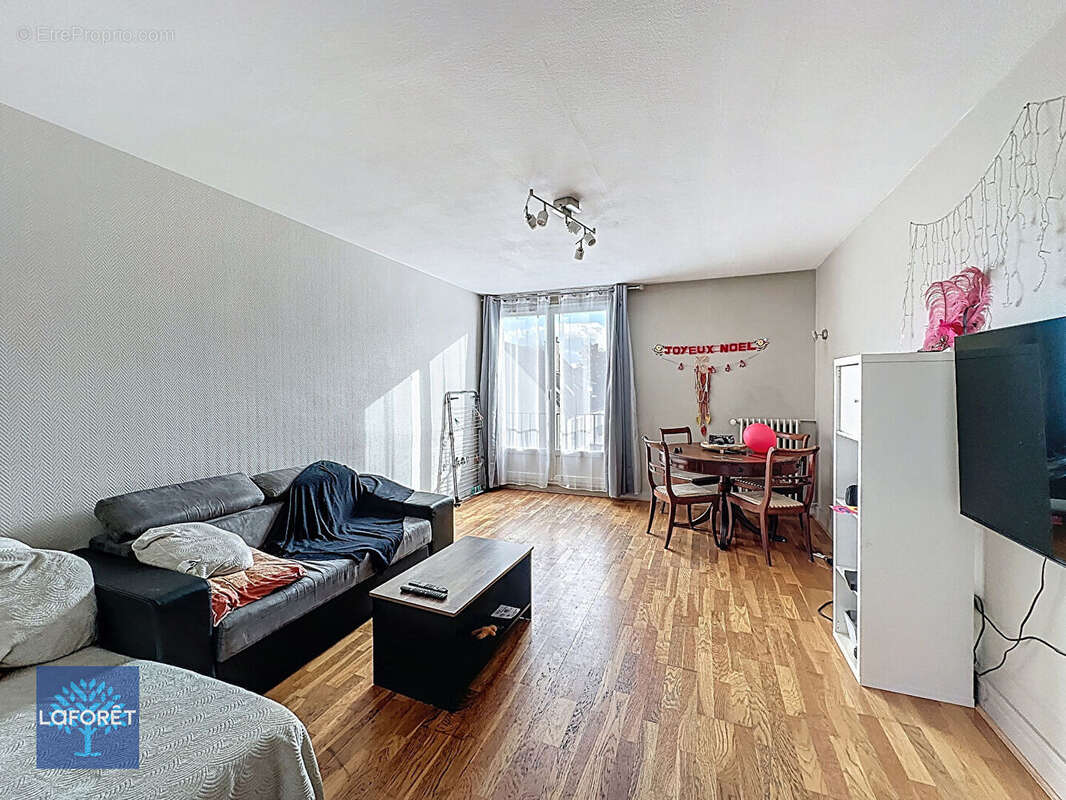 Appartement à BRETIGNY-SUR-ORGE