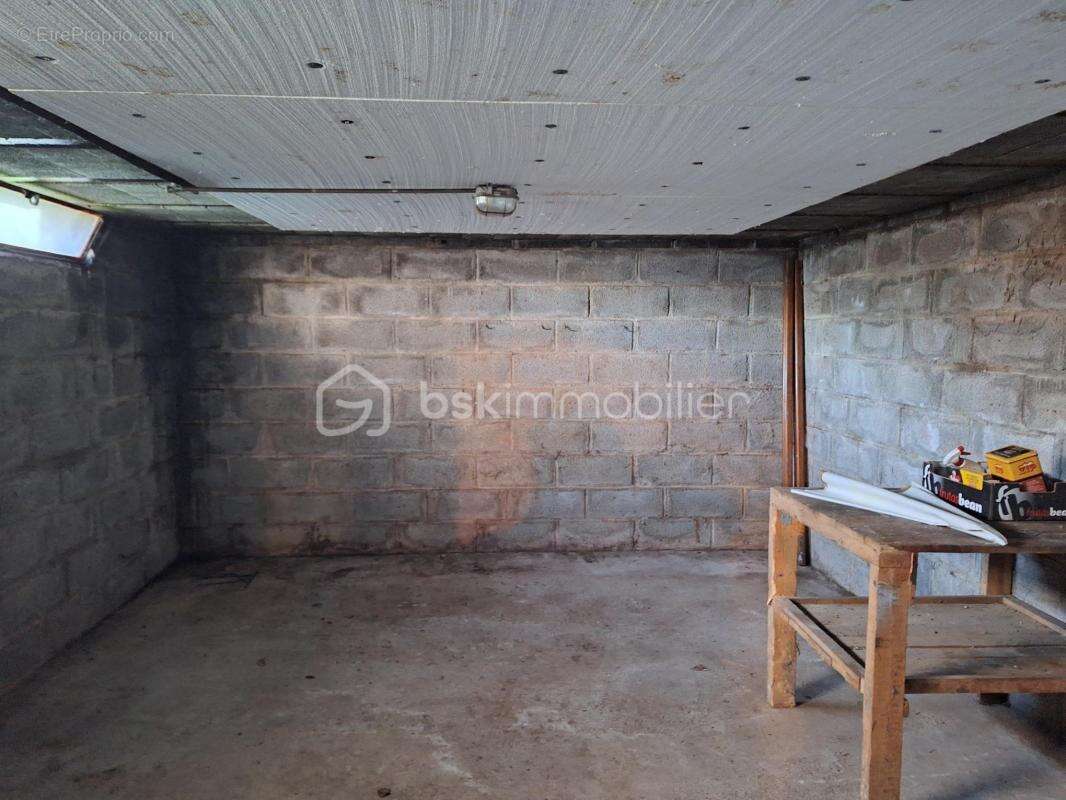 Maison à LE TEILLEUL