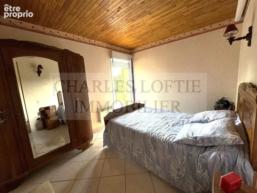Belle maison de caractère en pierre dans un village de Bouriane - photo 14